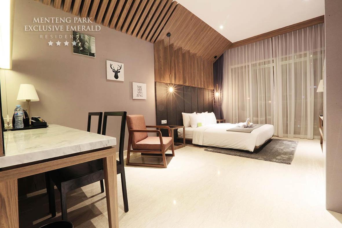 Menteng Park Exclusive Emerald Jakarta Exterior foto
