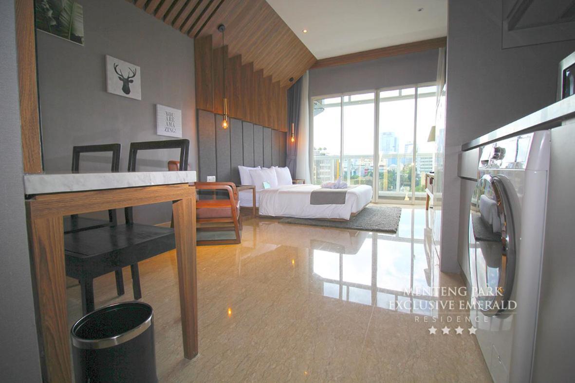 Menteng Park Exclusive Emerald Jakarta Exterior foto