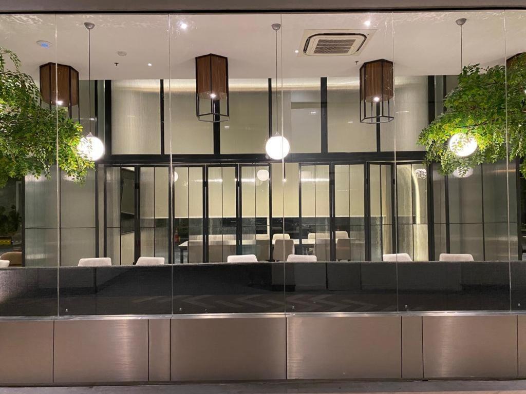 Menteng Park Exclusive Emerald Jakarta Exterior foto