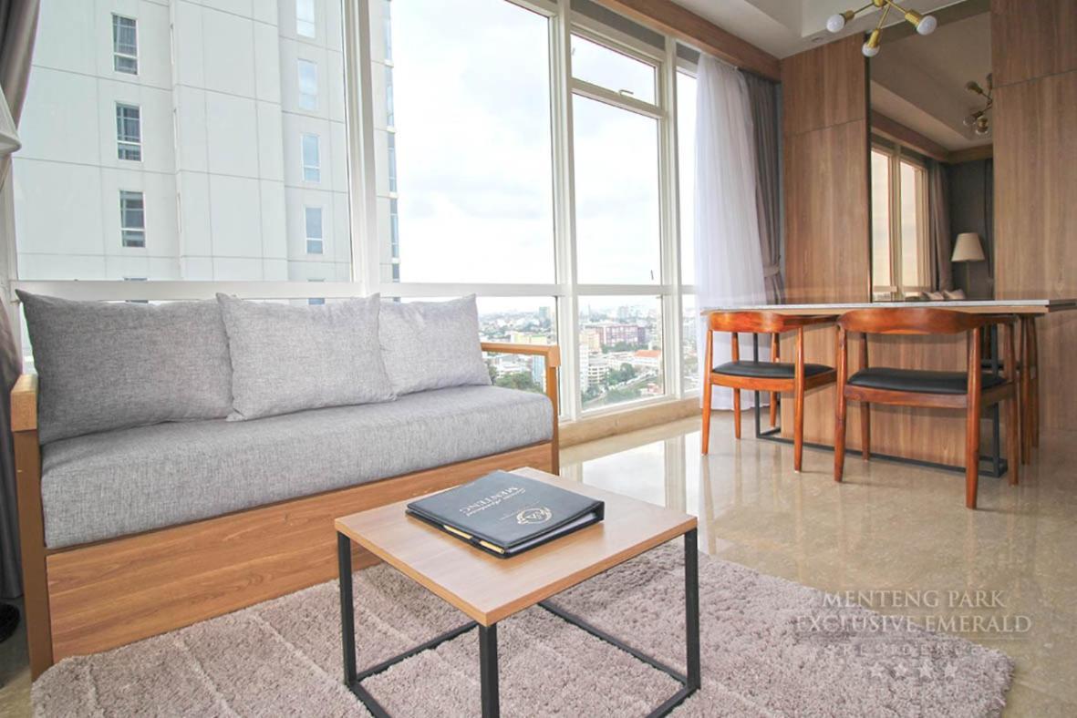 Menteng Park Exclusive Emerald Jakarta Exterior foto